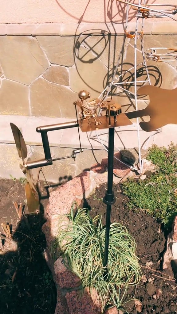 🔥Last day promotion 49% off🥁🎸Handmade metal windmill for rock bands✨